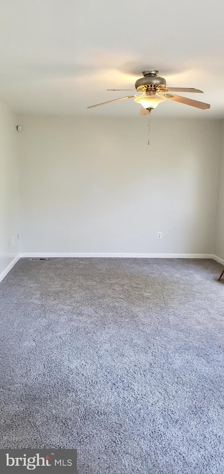 9627 Mendoza Road Randallstown, MD 21133 - Photo 13 of 42 Family Room