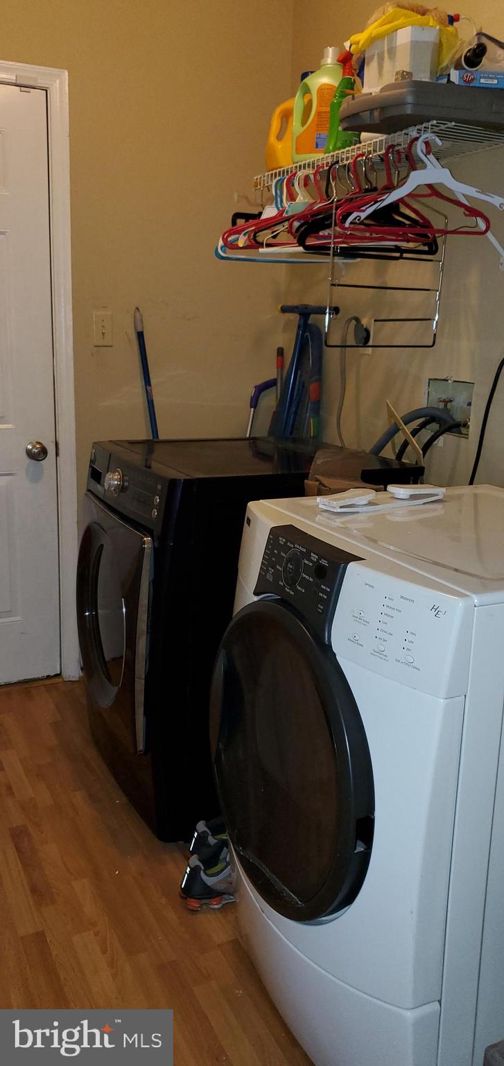 9627 Mendoza Road Randallstown, MD 21133 - Photo 15 of 42 Separate laundry room on main level!