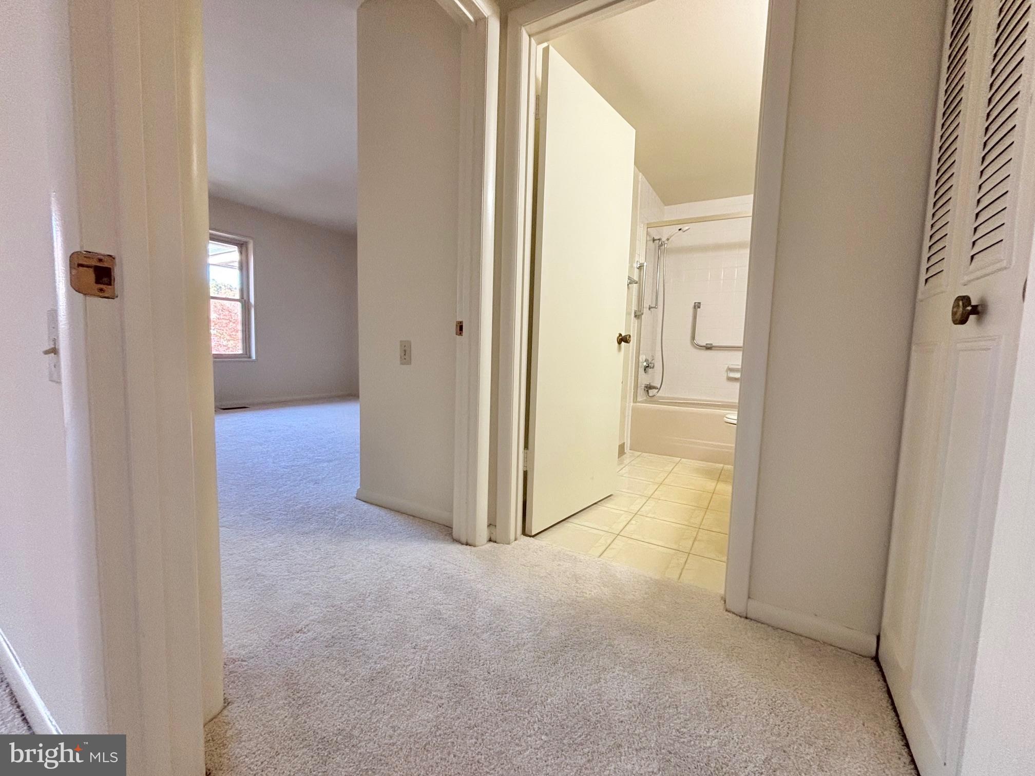 3352 Chiswick Court, Unit 573E Silver Spring, MD 20906 - Photo 8 of 17