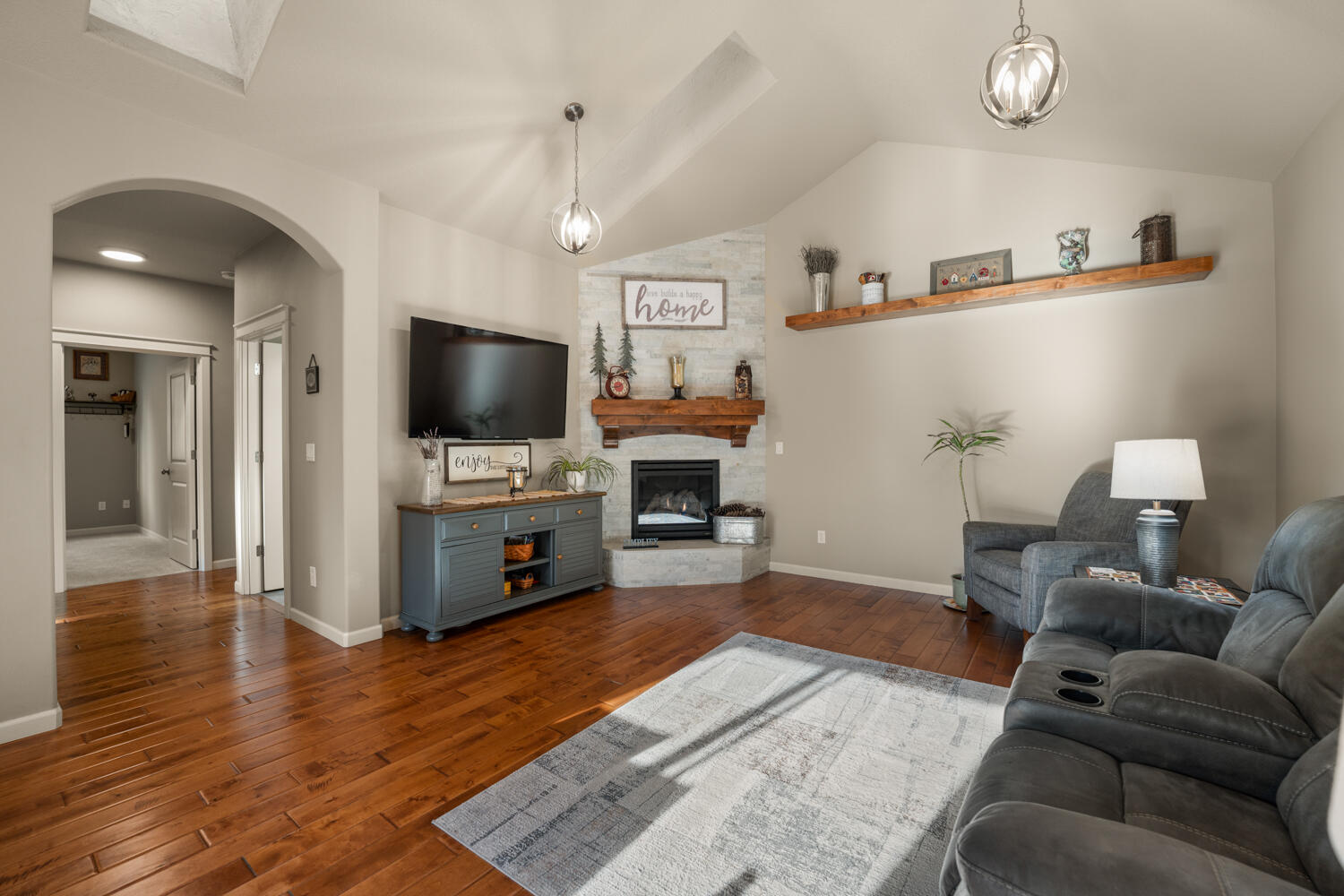60291 Addie Triplett Loop Bend, OR 97702 - Photo 12 of 47 60291AddieTriplett-14
