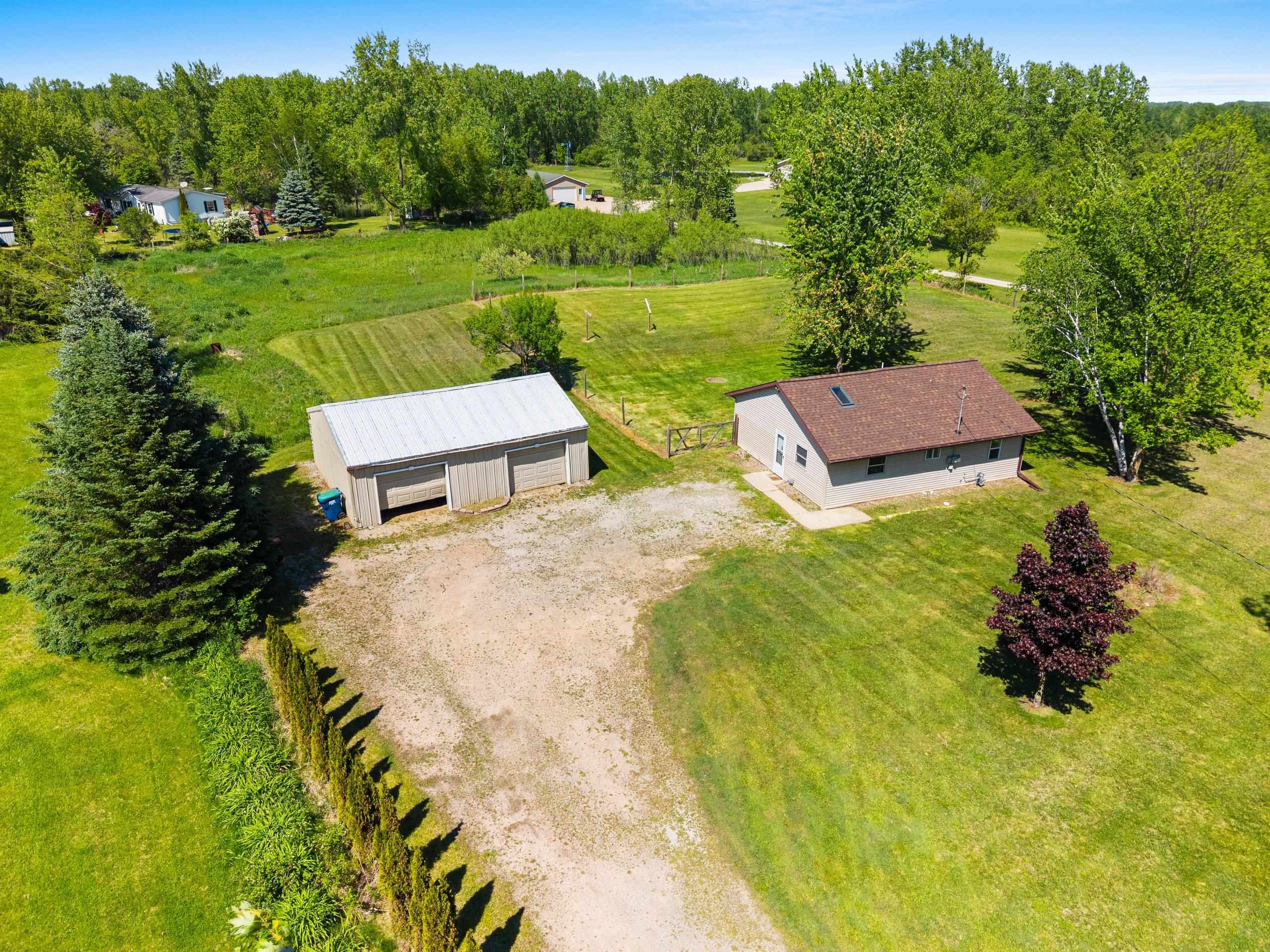 W382 County Road East Oconto Falls, WI 54154 - Photo 2 of 48