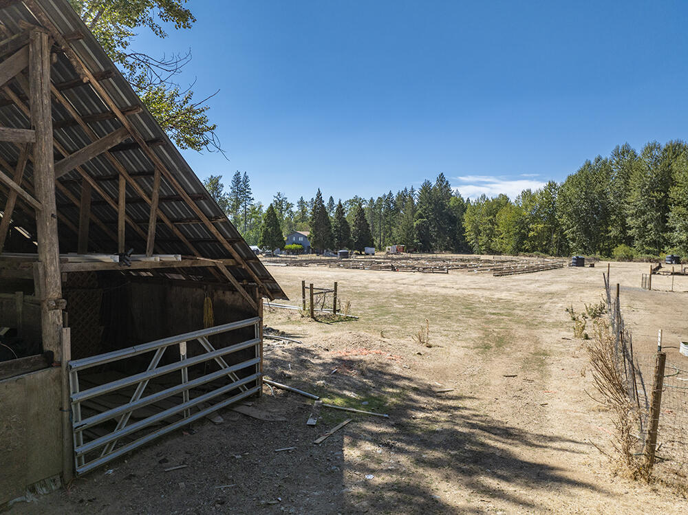 6446 Holland Loop Road Cave Junction, OR 97523 - Photo 27 of 55 26