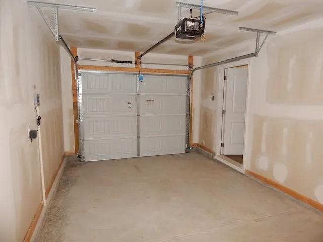 $1,900 | 247 Wimbledon Way, Seneca, SC 29678