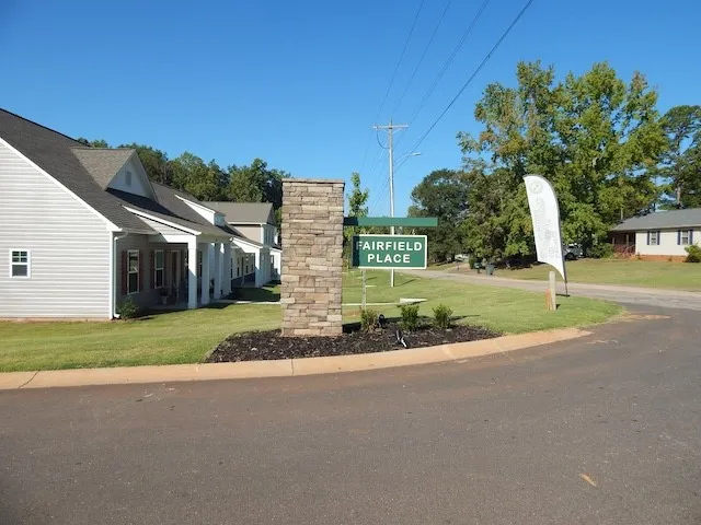 $1,900 | 247 Wimbledon Way, Seneca, SC 29678