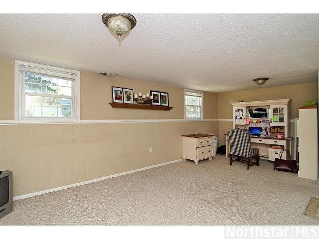8618 Rich Road Bloomington, MN 55437 - Photo 11 of 18