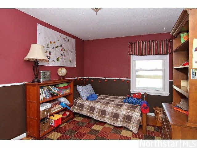 8618 Rich Road Bloomington, MN 55437 - Photo 15 of 18