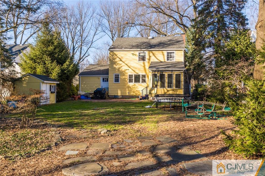 24 Oak Hills Road Edison, NJ 08820 - Photo 22 of 25 Gallery Image 22