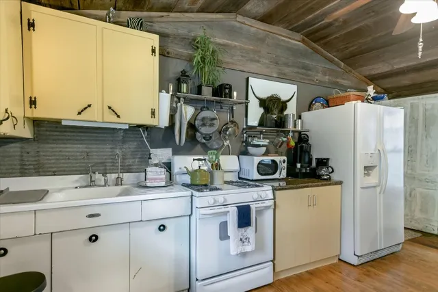 $2,700,000 | 12932 Nutty Brown Road, Austin, TX 78737