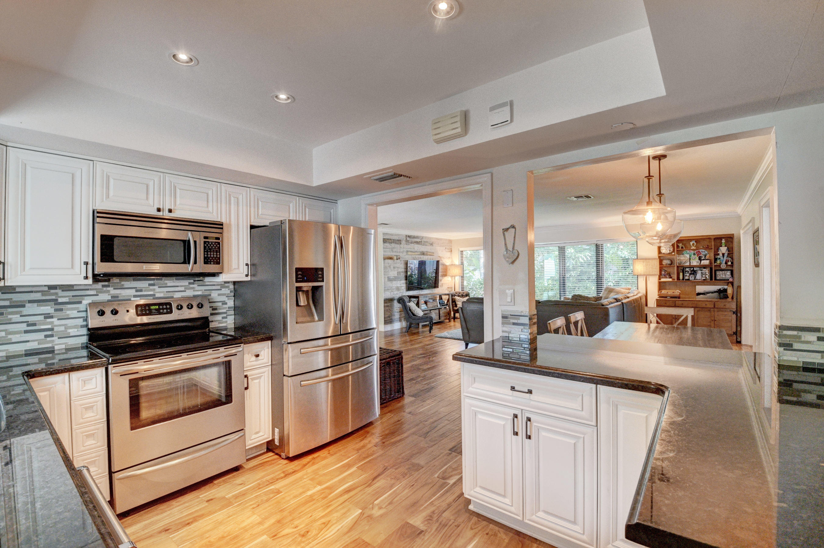 801 Southwest 1st Street Boca Raton, FL 33486 - Photo 14 of 43 KITCHEN