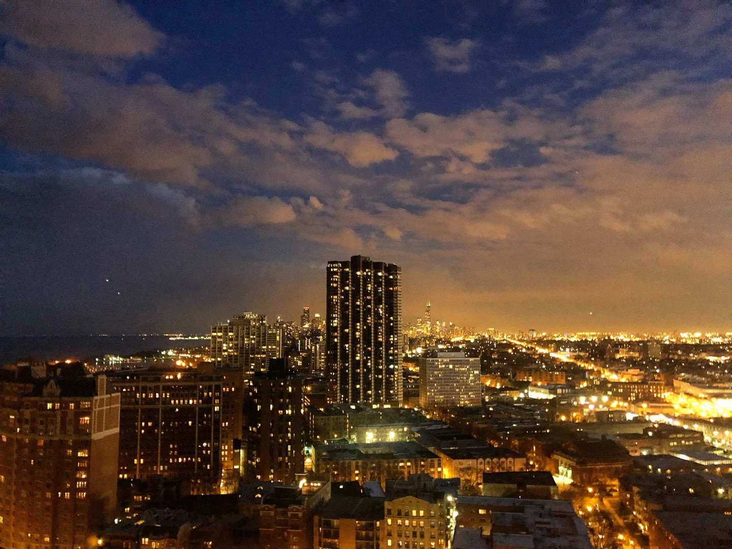 655 West Irving Park Road, Unit 2713 Chicago, IL 60613 - Photo 6 of 26 a view of a city