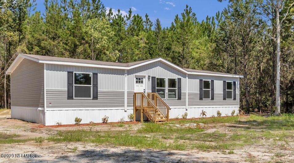 781 West Market Road Starke, FL 32091 - Photo 1 of 26 Front of Home
