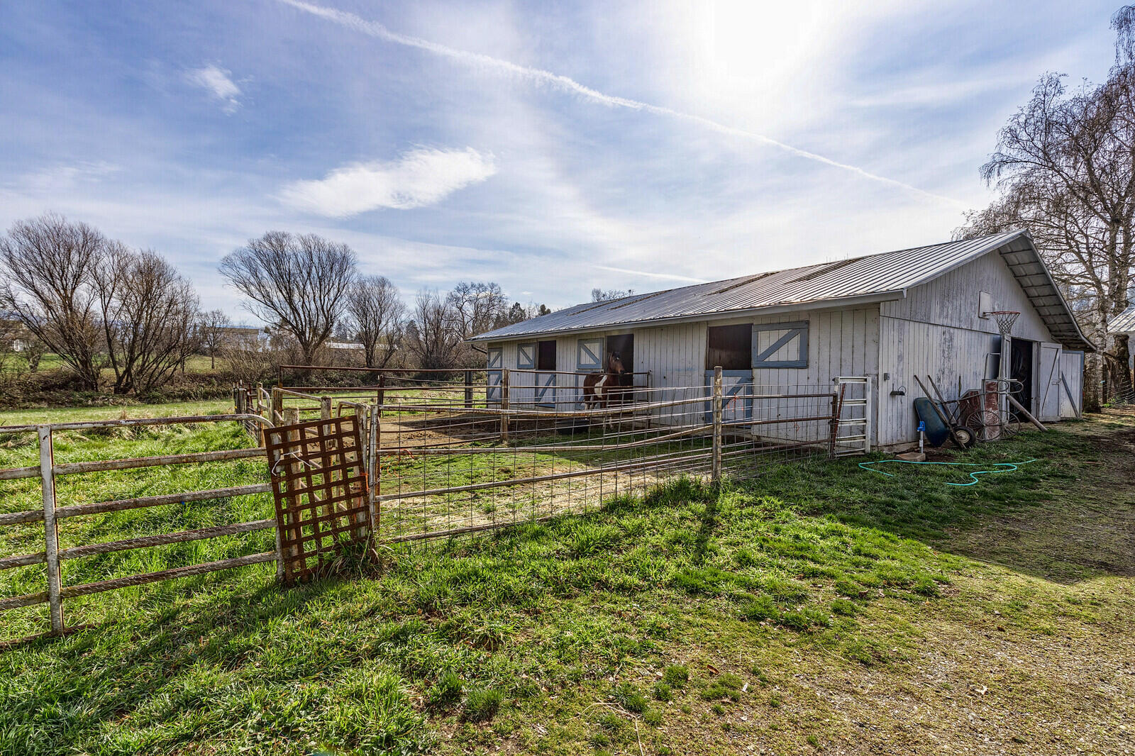 2779 Camp Baker Road Medford, OR 97501 - Photo 7 of 65 05_CBR_5_mls