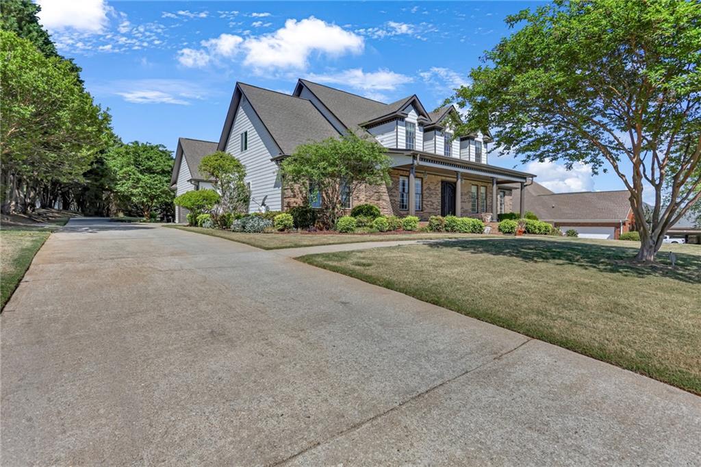 1232 Reece Drive Hoschton, GA 30548 - Photo 2 of 44