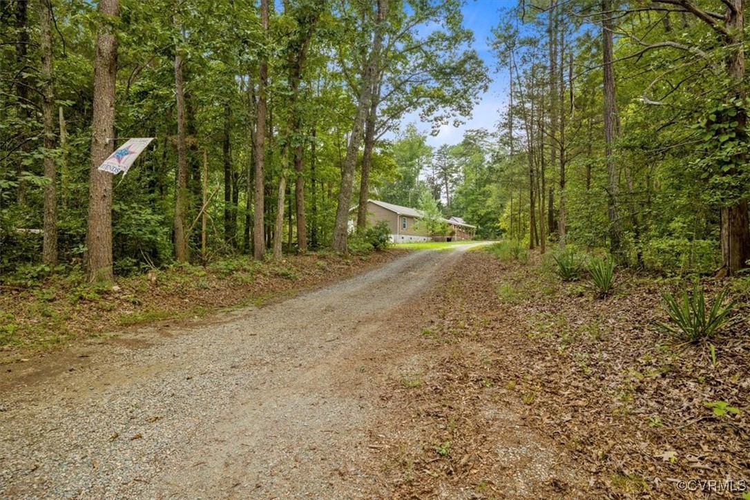 2705 Three Bridge Road Powhatan, VA 23139 - Photo 13 of 34 Gallery Image 13
