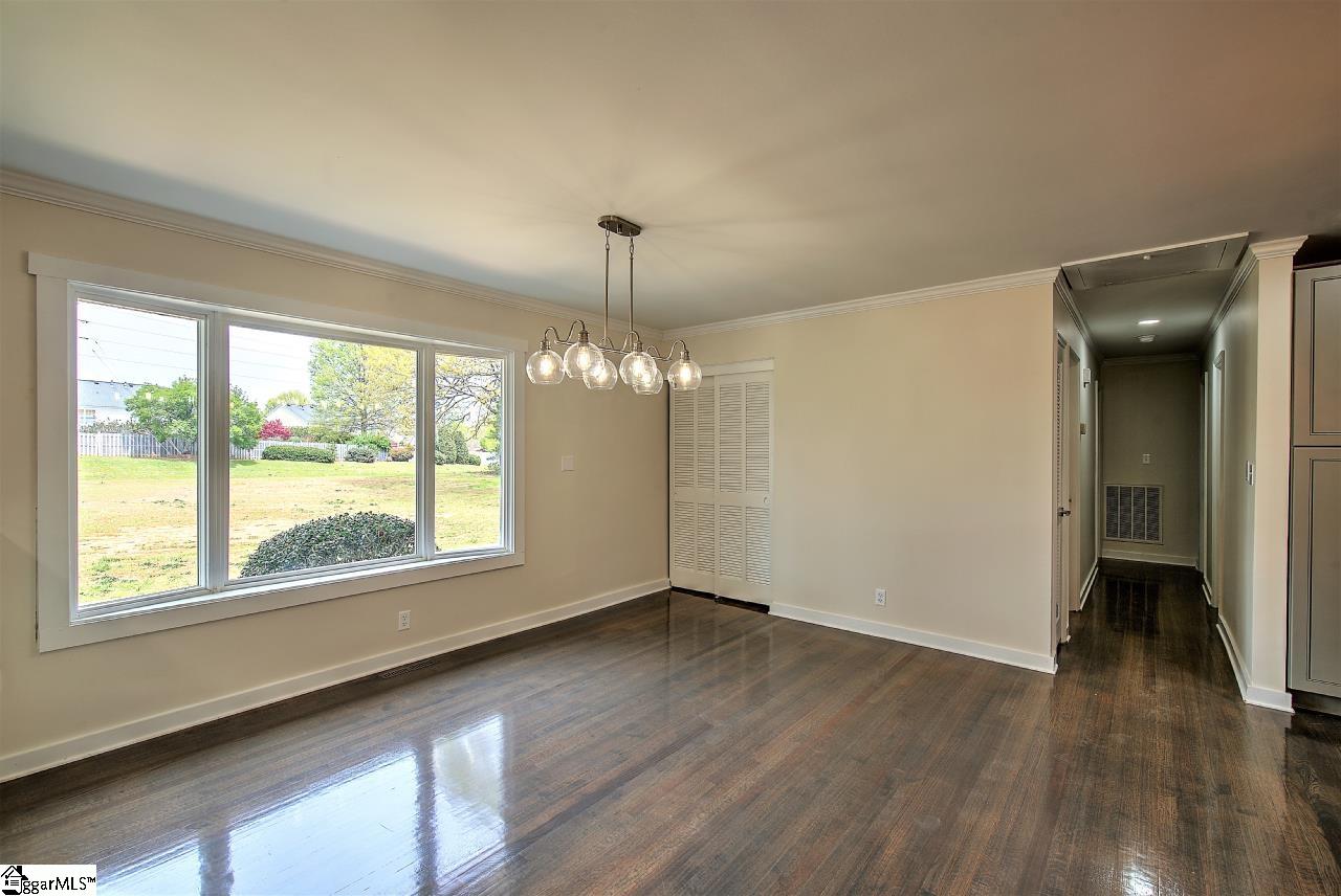 1018 Devenger Road Greer, SC 29650 - Photo 2 of 16 Gallery Image 2