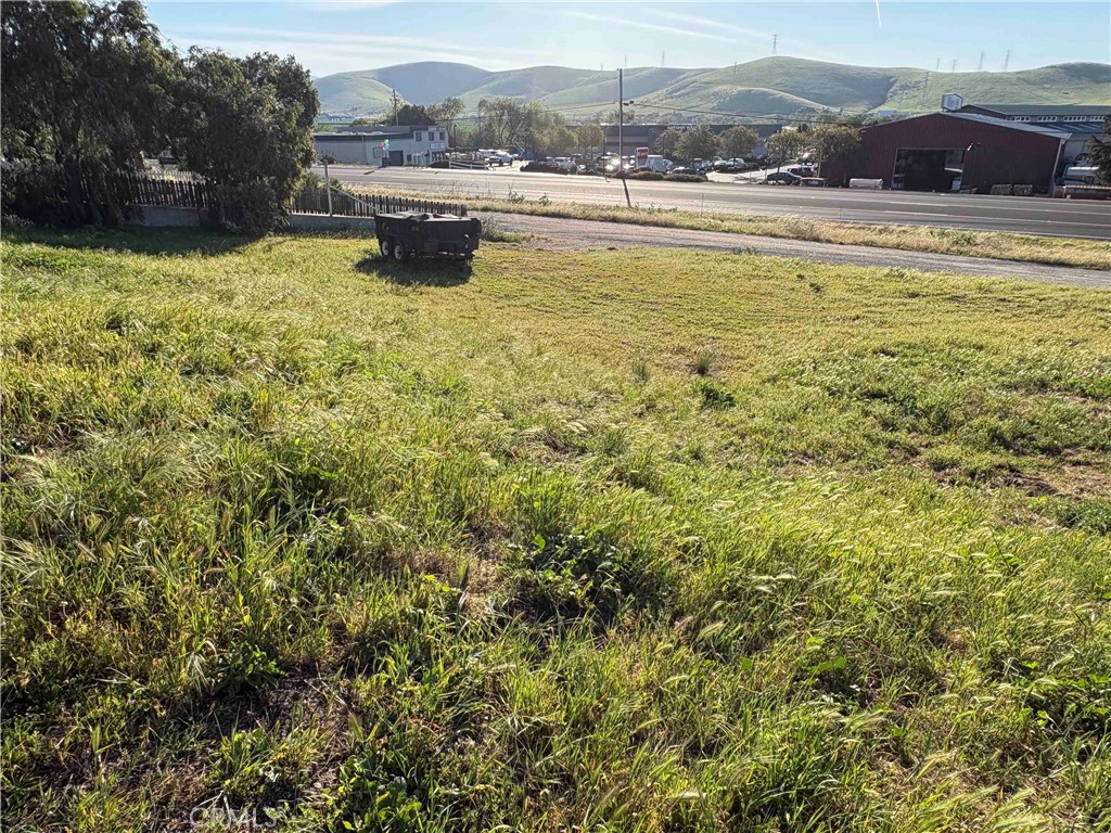 541 Atascadero Road Morro Bay, CA 93442 - Photo 6 of 13 a view of a swimming pool with a lake view