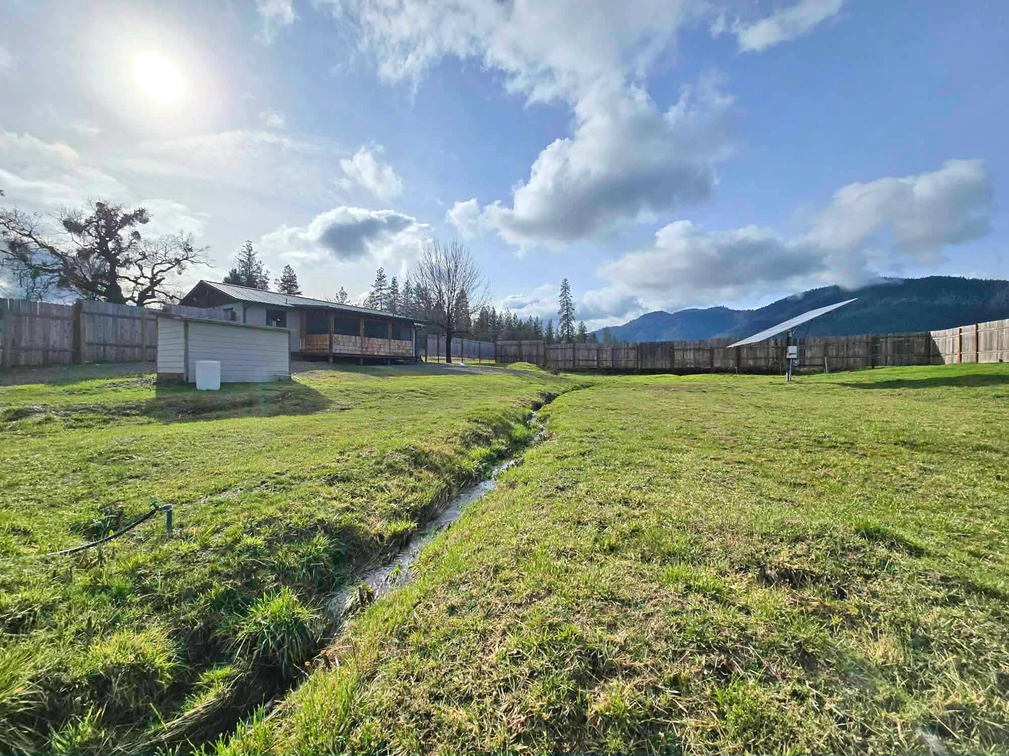 17275 Water Gap Road Williams, OR 97544 - Photo 42 of 48 9d4cb8a9-a8dc-4729-99db-3279af7bf8ce-fot