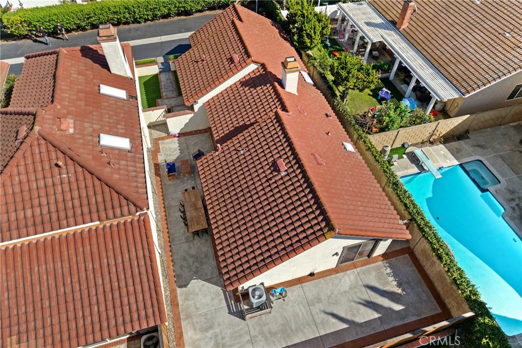 12 Filare Irvine, CA 92620 - Photo 27 of 39