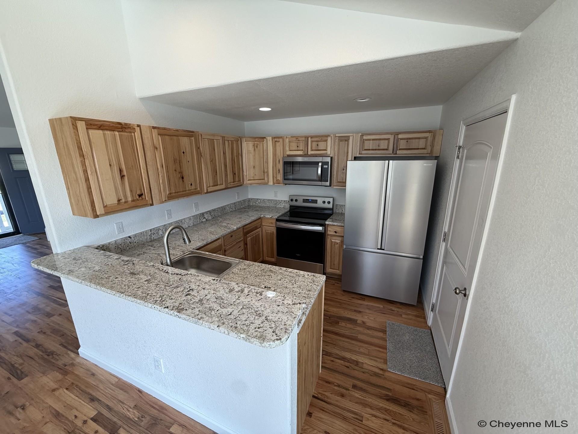 5503 Alex Ranch Road Cheyenne, WY 82007 - Photo 8 of 26 Gallery Image 8