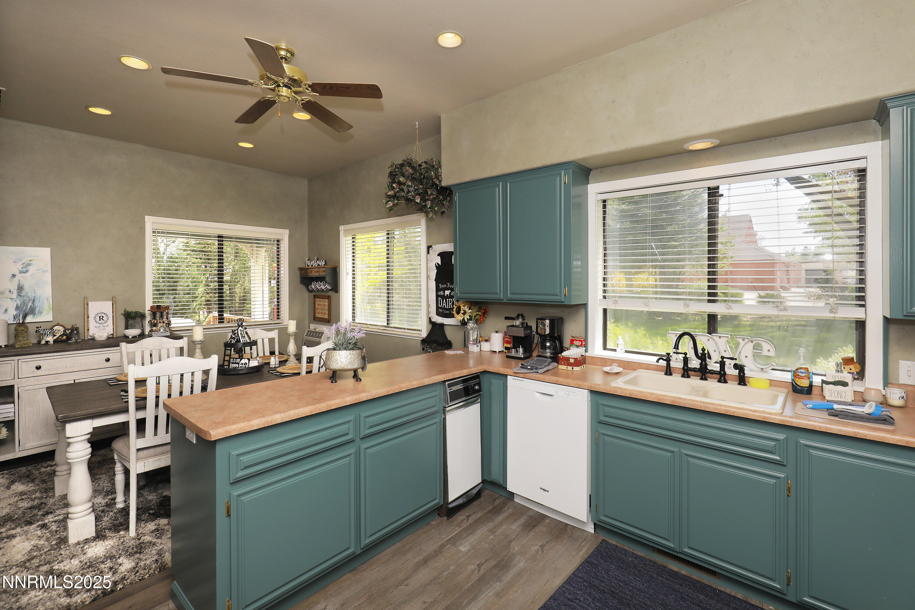775 Foothill Road Gardnerville, NV 89460 - Photo 62 of 90 kitchen1