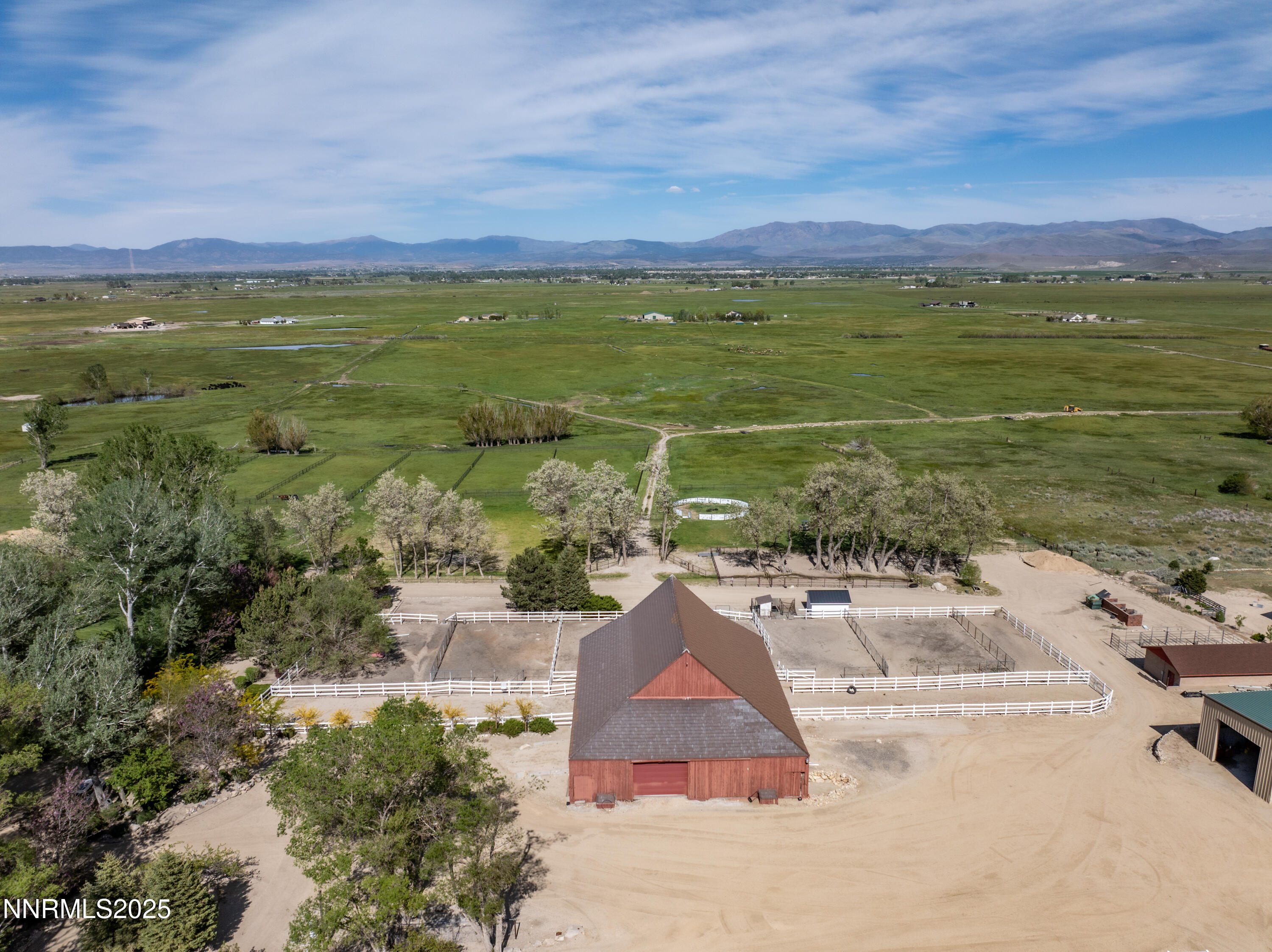 775 Foothill Road Gardnerville, NV 89460 - Photo 9 of 90 775 Foothill Rd-18