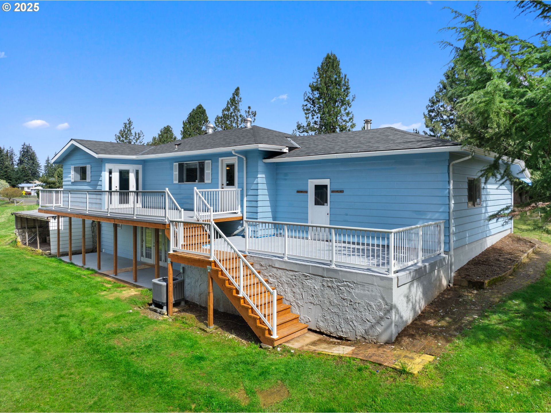 30444 Southeast Judd Road Eagle Creek, OR 97022 - Photo 10 of 42