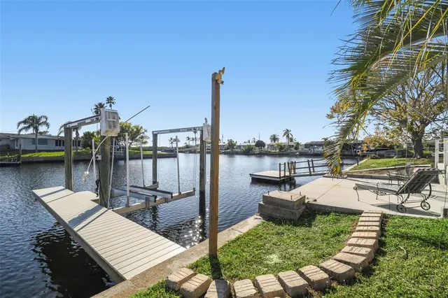 $449,900 | 12605 4th Isle, Hudson, FL 34667