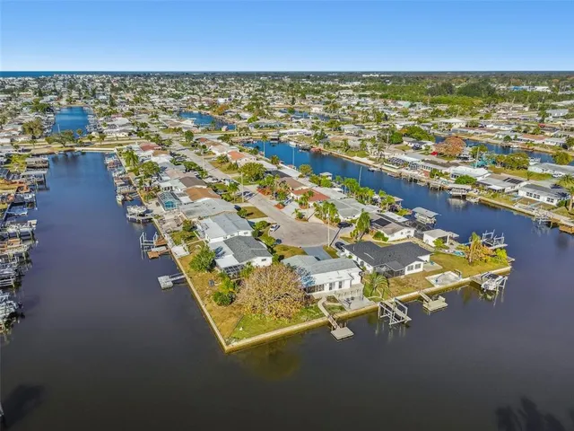 $449,900 | 12605 4th Isle, Hudson, FL 34667