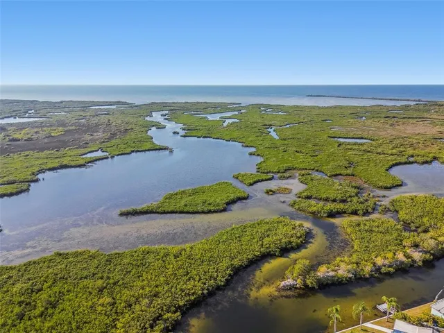 $449,900 | 12605 4th Isle, Hudson, FL 34667