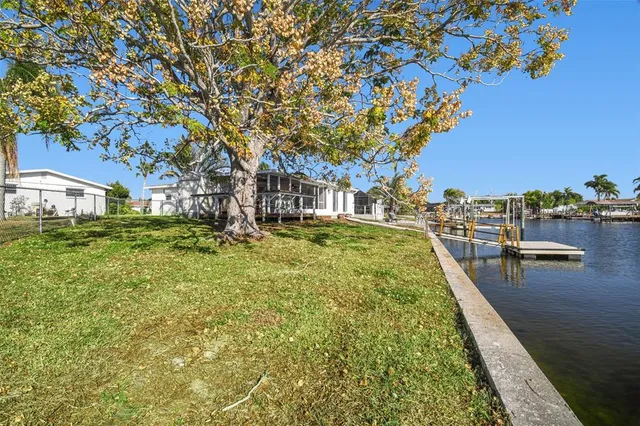 $449,900 | 12605 4th Isle, Hudson, FL 34667