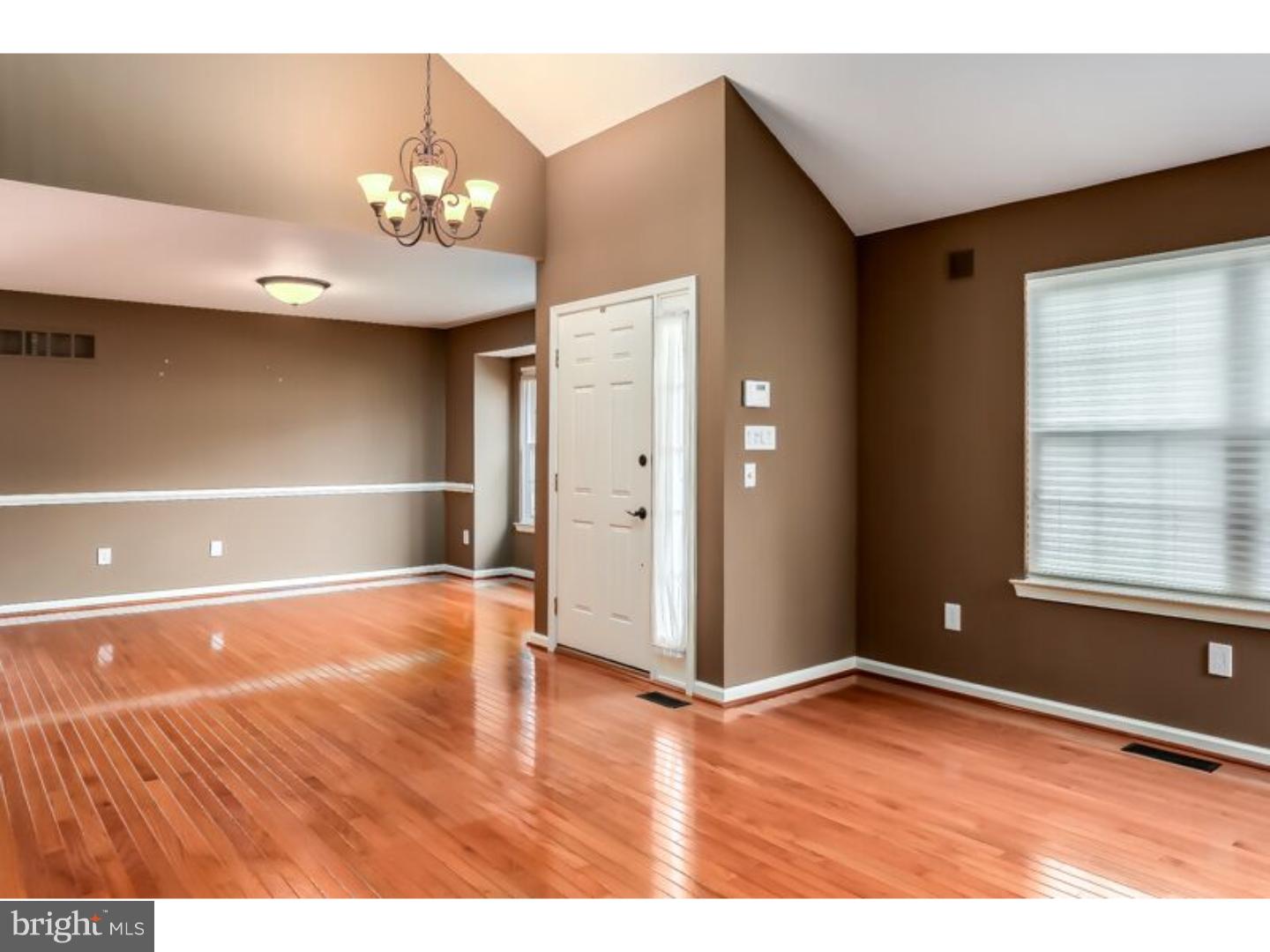 2 Hogan Way Moorestown, NJ 08057 - Photo 4 of 24