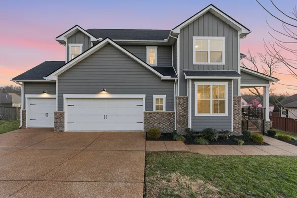 $639,900 | 268 Christine Drive, Lebanon, TN 37087