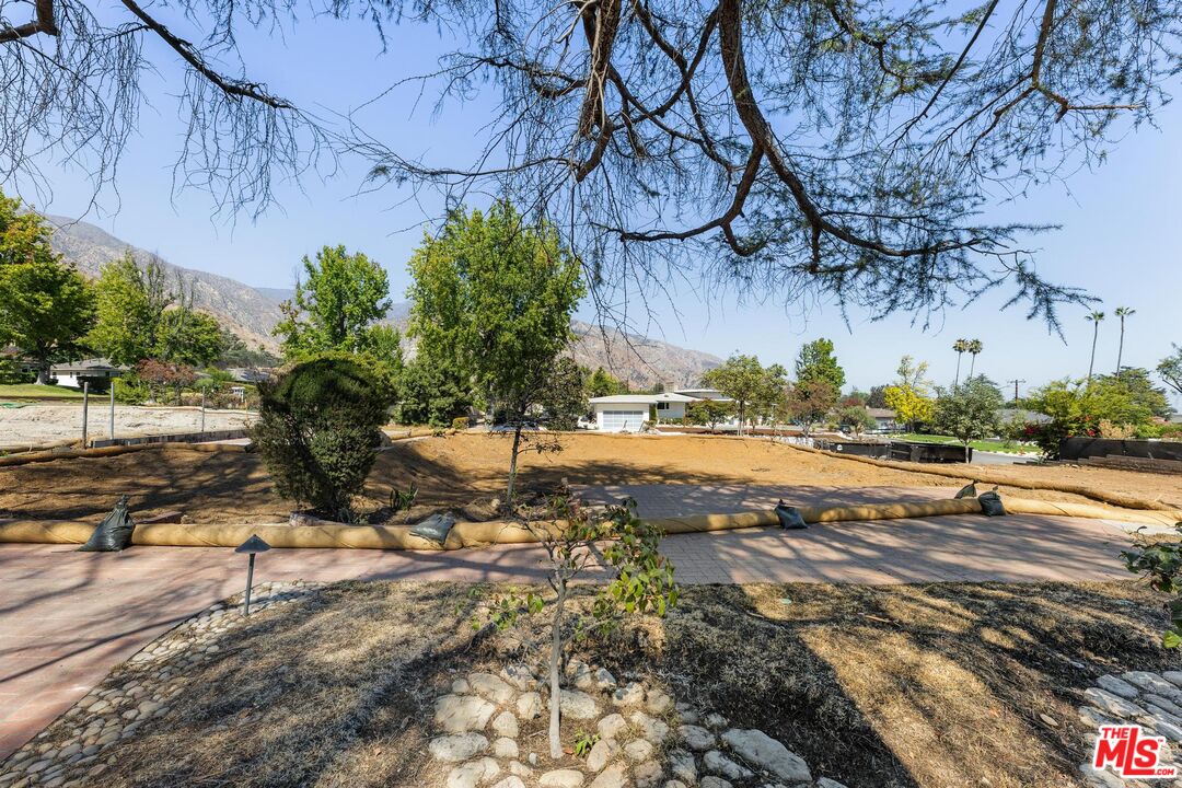 2261 Sinaloa Avenue Altadena, CA 91001 - Photo 11 of 20