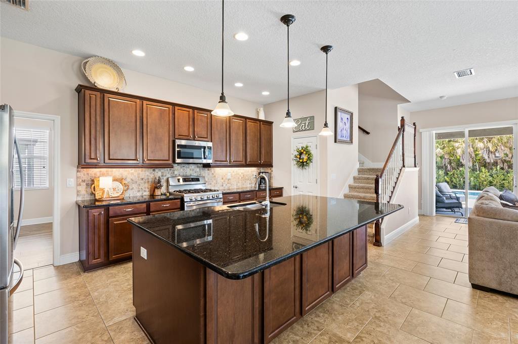 5406 Sanderling Ridge Drive Lithia, FL 33547 - Photo 11 of 74