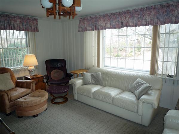 5 Winshaw Road Swampscott, MA 01907 - Photo 10 of 15 Gallery Image 10