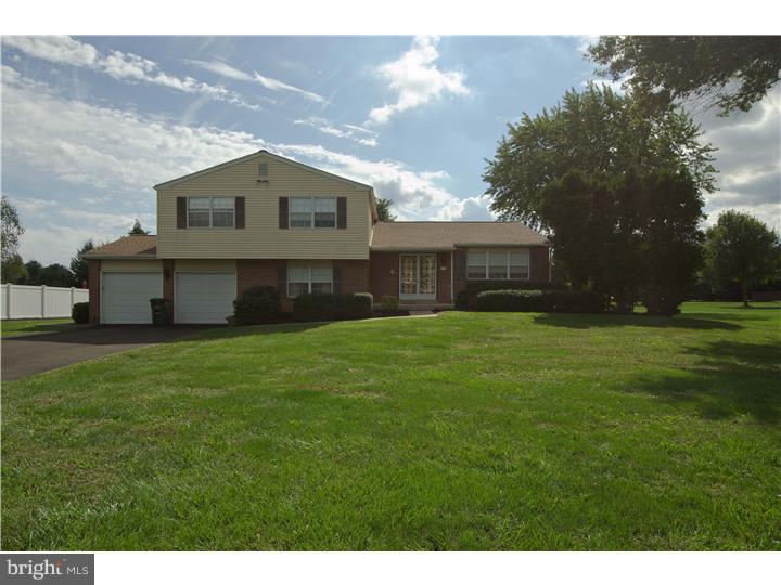 11 Rotterdam Road West Holland, PA 18966 - Photo 1 of 25 Exterior Front