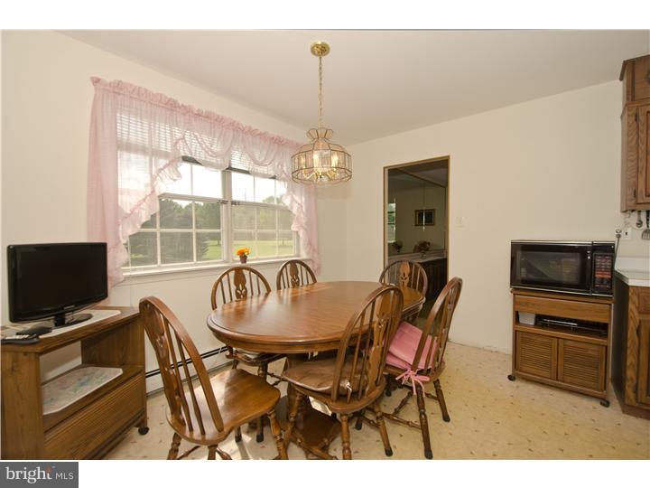 11 Rotterdam Road West Holland, PA 18966 - Photo 9 of 25 Breakfast Room