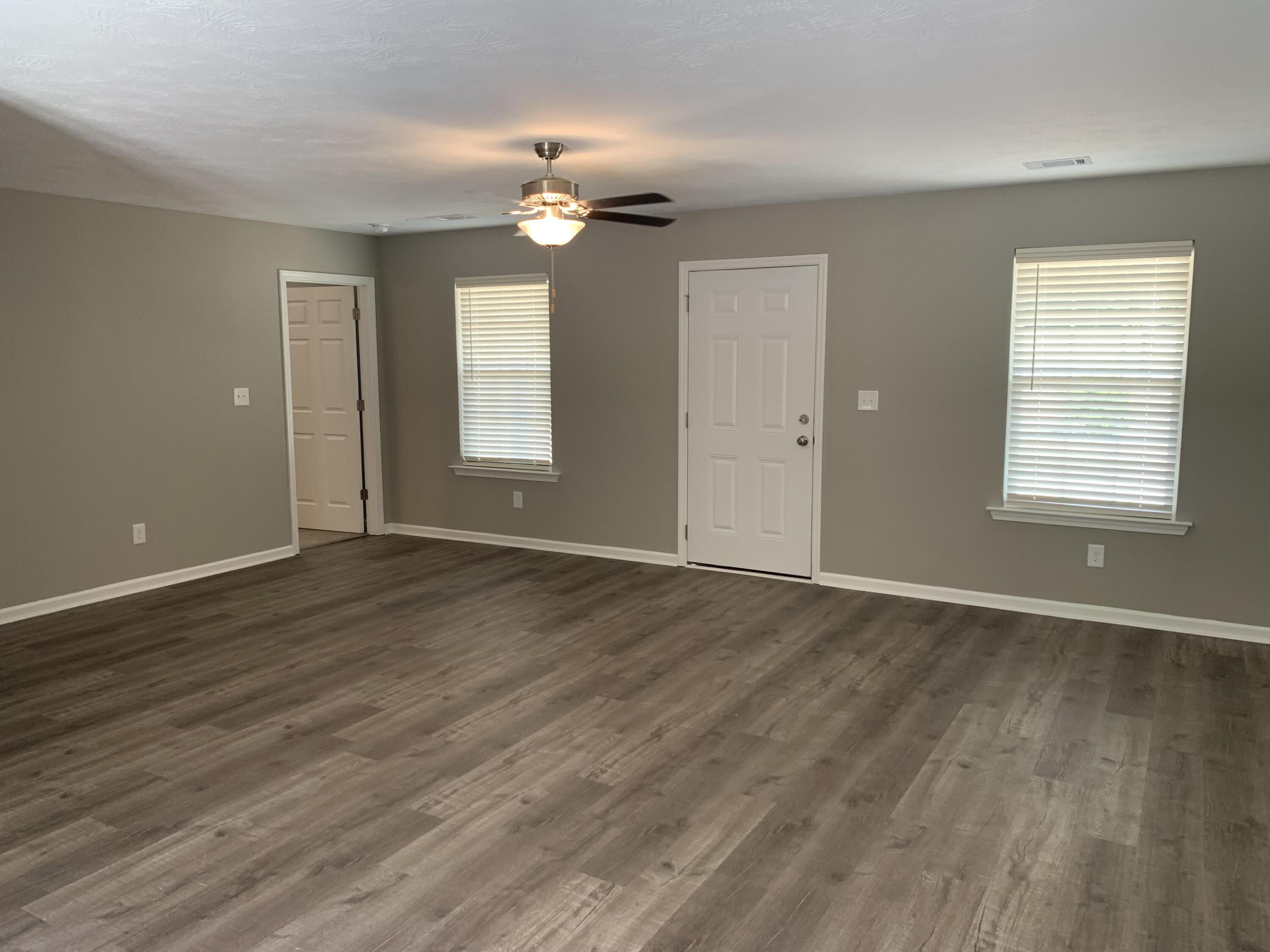 5664 Hobbs Road Dearing, GA 30808 - Photo 3 of 21 IMG_2629