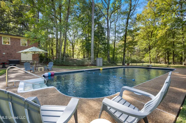 $479,000 | 320 Cedar Hills Road, Holly Springs, MS 38635