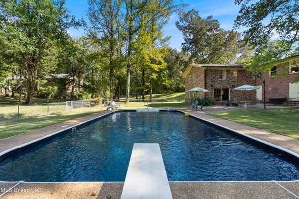 $479,000 | 320 Cedar Hills Road, Holly Springs, MS 38635
