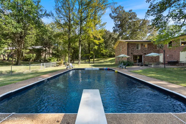 $479,000 | 320 Cedar Hills Road, Holly Springs, MS 38635