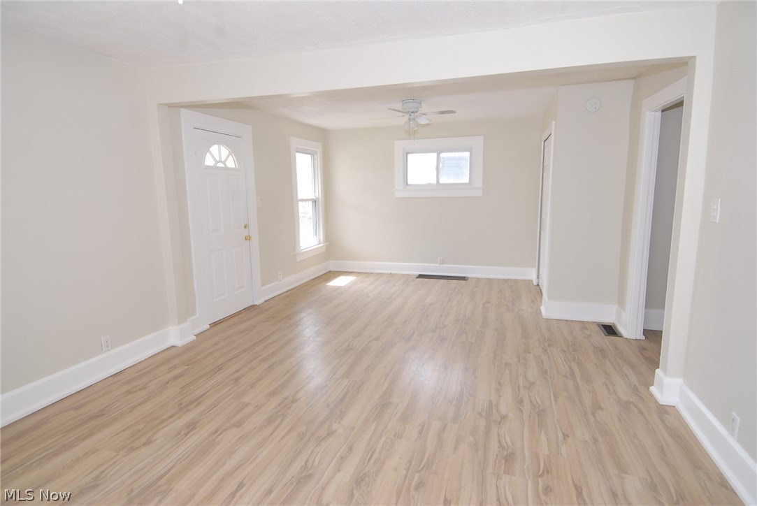 831 Pershing Road Zanesville, OH 43701 - Photo 3 of 11 Gallery Image 3