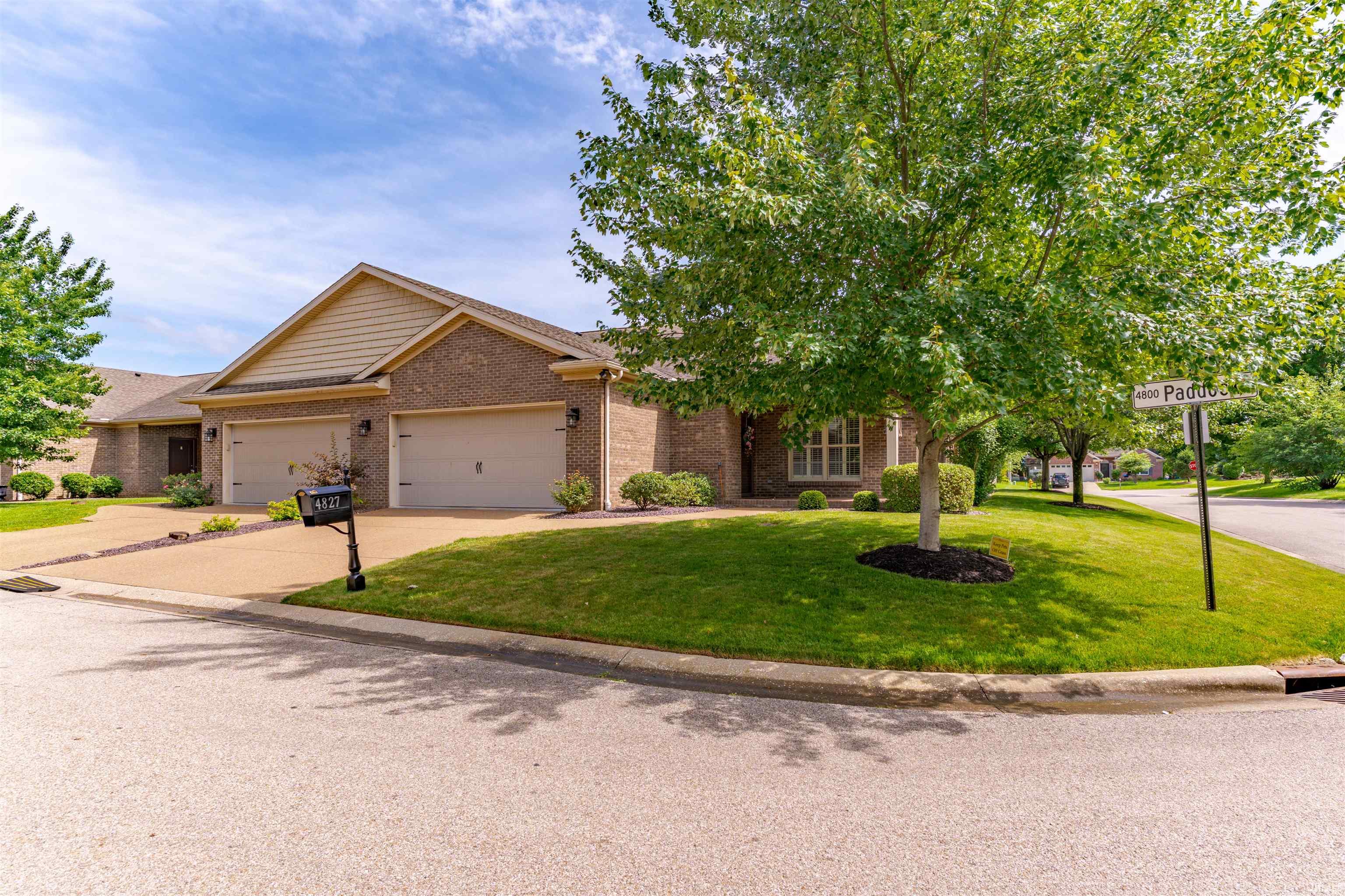 4827 Paddock Drive Evansville, IN 47715 - Photo 2 of 32