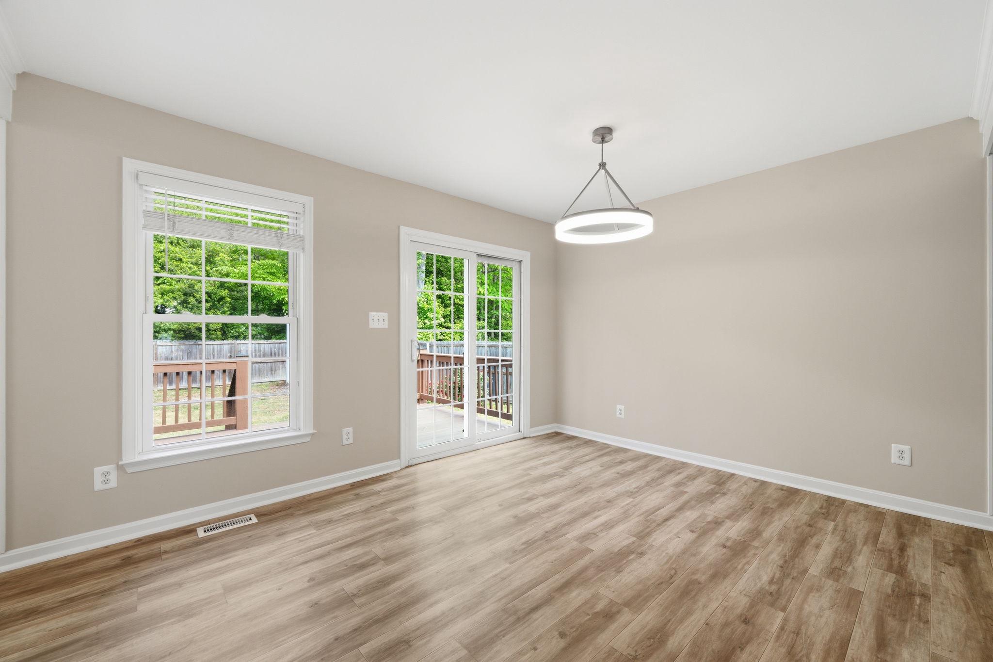 5425 South Branch Road Fredericksburg, VA 22407 - Photo 11 of 41 Room for all your guests to gather!