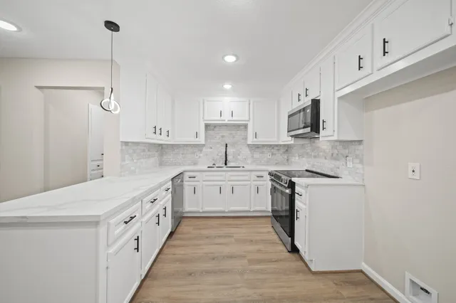 $224,900 | 1210 Glenmore Drive, Pasadena, TX 77503