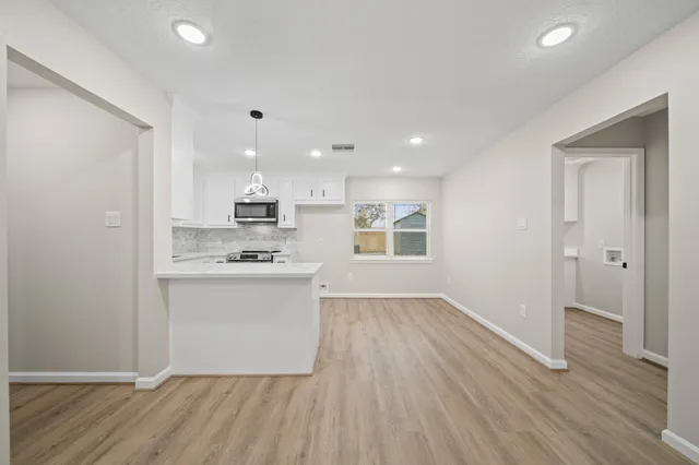 $224,900 | 1210 Glenmore Drive, Pasadena, TX 77503