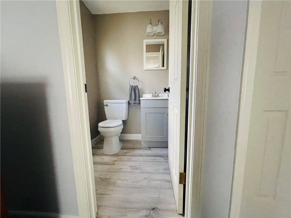 172 Bryant Street Cumberland, RI 02864 - Photo 11 of 21