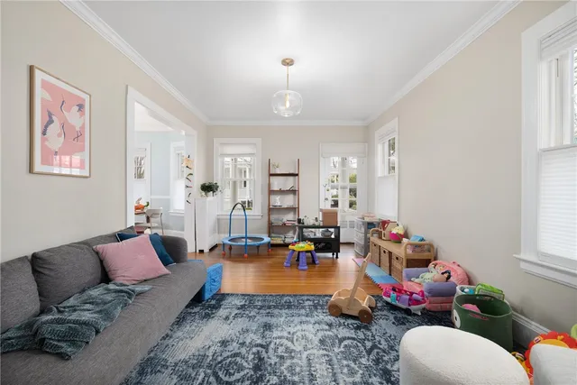 $5,500 | 422 Wayland Avenue, Providence, RI 02906