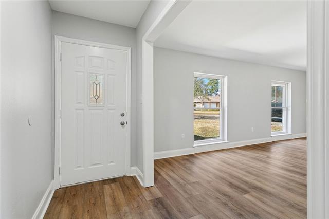 110 West Queens Drive Slidell, LA 70458 - Photo 2 of 21