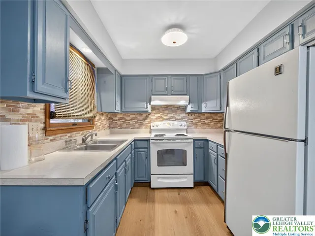 $2,050 | 2149 Allen Street, Allentown, PA 18104